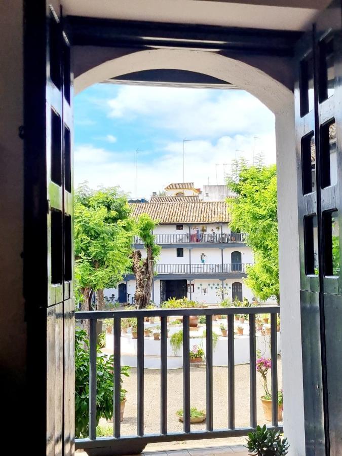 Apartamento Con Patio Sevillano Exterior photo